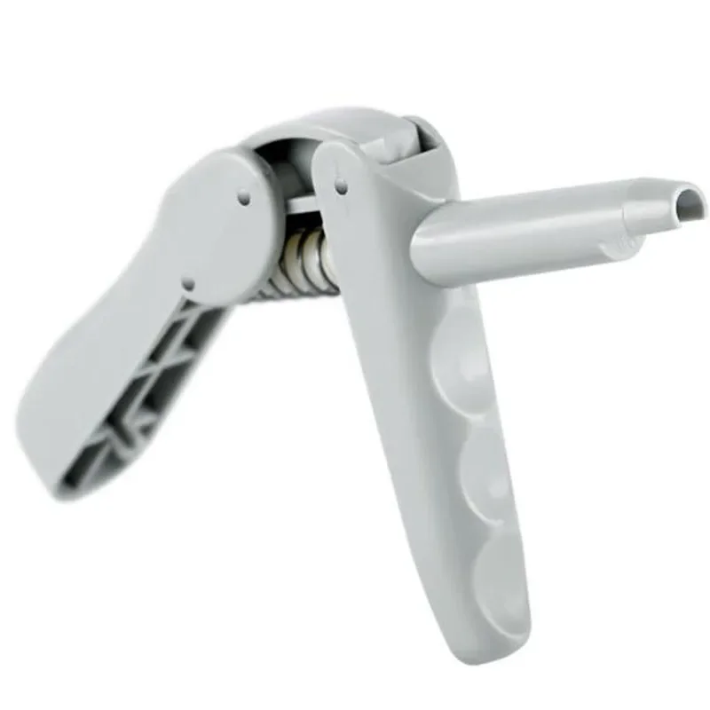 

High-Quality Dental Composite Syringe - Steel Barrel & Plastic Dispenser for Precise Application