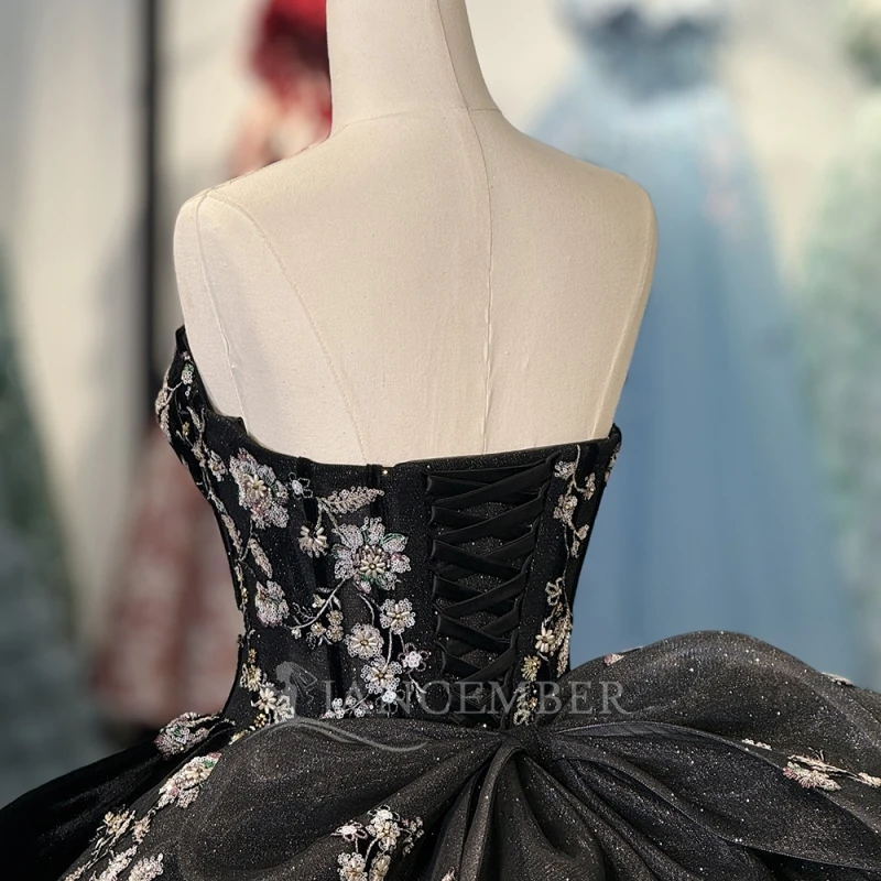 فستان أسود لامع للأميرة الحلو 16 فستان فساتين Quinceanera مزين بالترتر والدانتيل تول لحفلات أعياد الميلاد 15 De Anos