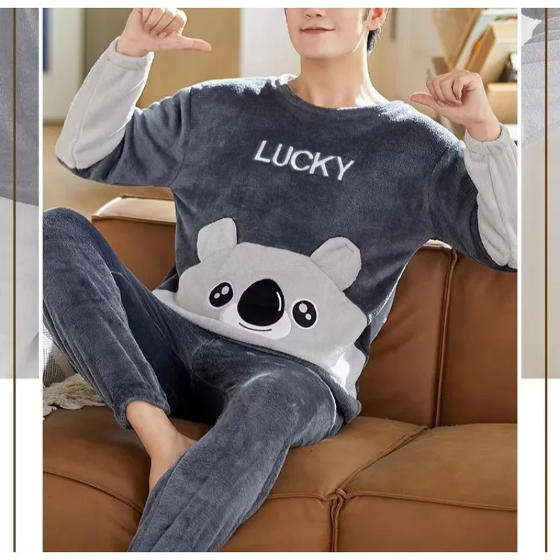 الرجال حجم كبير منامة المرجان المخملية الجولة الرقبة البلوز كم طويل بنطلون سهلة غسل في سن المراهقة منامة منقوشة بنطلون قطعتين قبالة