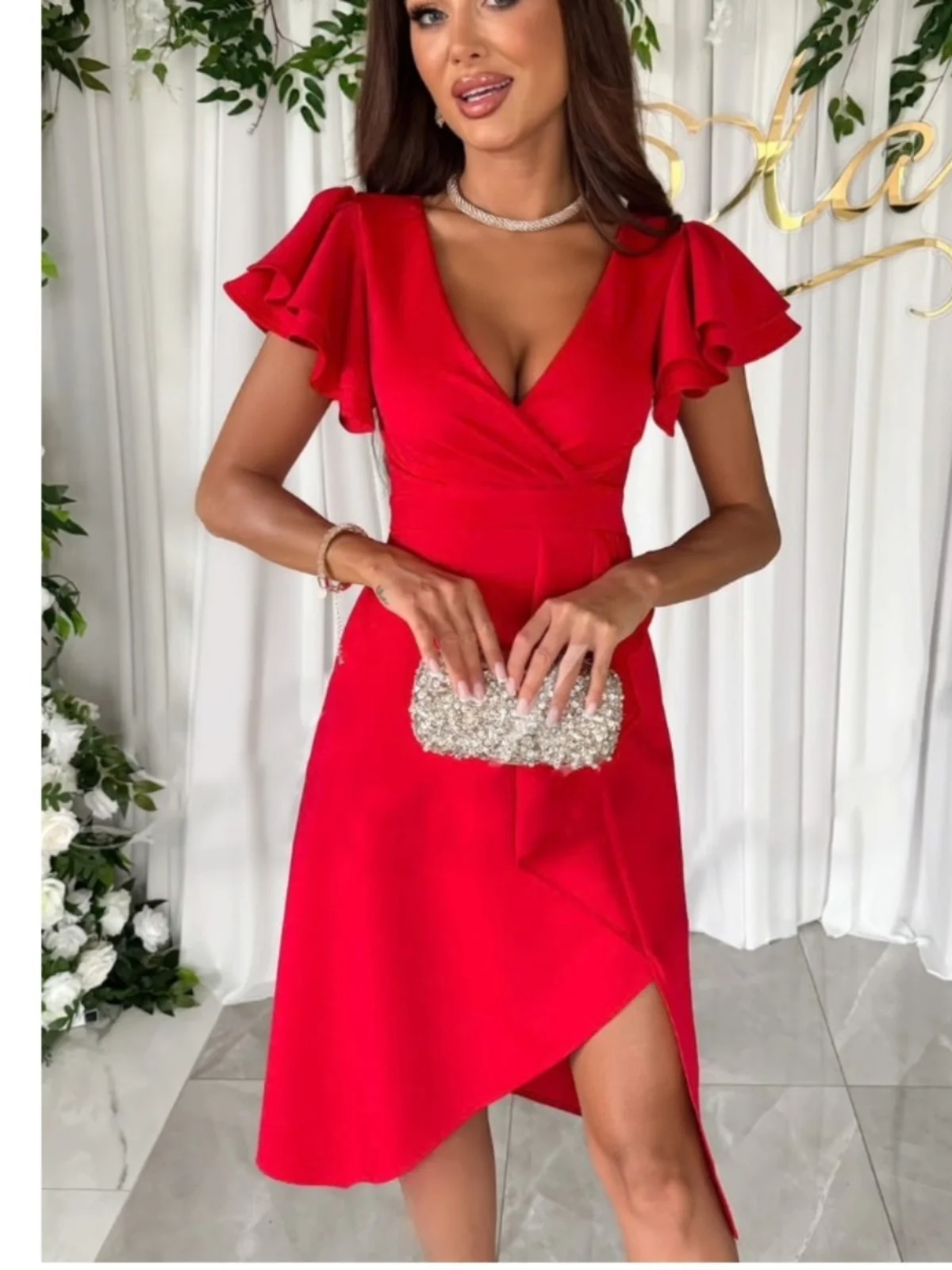 ชุดเดรสฤดูร้อนแฟชั่นใหม่ คอวีลึก ความยาวปานกลาง ทรงเข้ารูป ผ้าทูลล์ ชายกระโปรงไม่เท่ากัน สไตล์สตรีท ผ้าโพลีเอสเตอร์