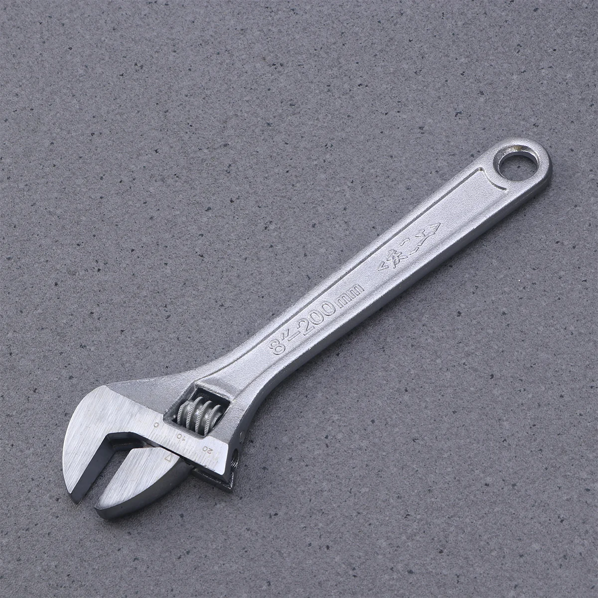 

200Mm Universal Wrench Sturdy Ergonomic Design Multi-Purpose Spanner Tool for Car Frame Maintenance Adjustable Wrench