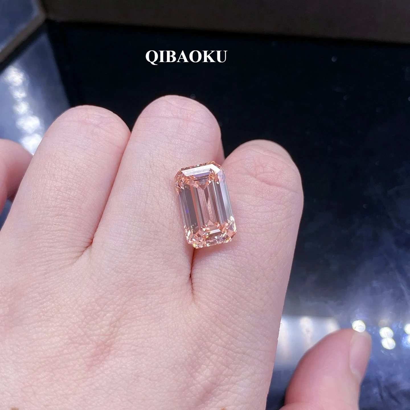 QIBAOKU 9CT VS1 Fancy Intense Pink Lab Grown Diamond IGI Certificate Emerald Shape Diamonds for Women Wholesale Jewelry 2026