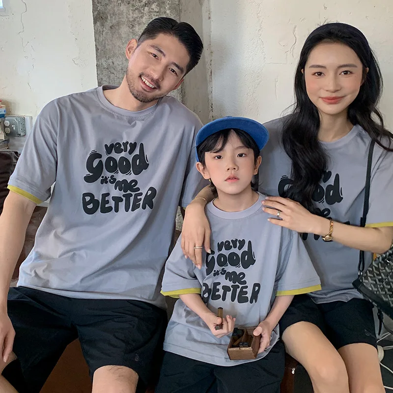 

2026 New Summer Family Matching T-shirts Fake Two Piece Design Letter Print Cotton Short Sleeve Mommy and Me Family of 3 4 Tops