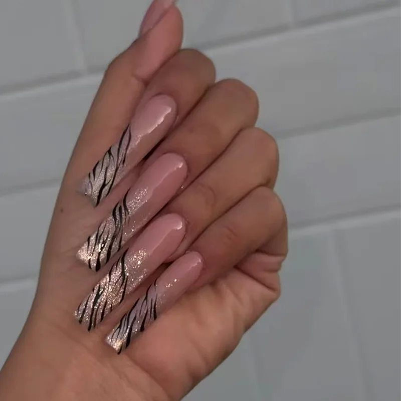 24개 롱 코핀 펜타그램 라인스톤 지브라 스트라이프 발 - Nail Art Glitter 리뷰 및 가격