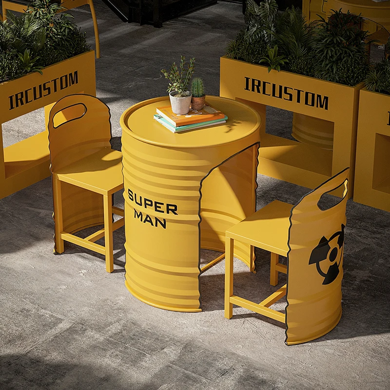 Outdoor table and chair combination Industrial style barbecue Coffee shop Iron creative card seat Outdoor pendulum