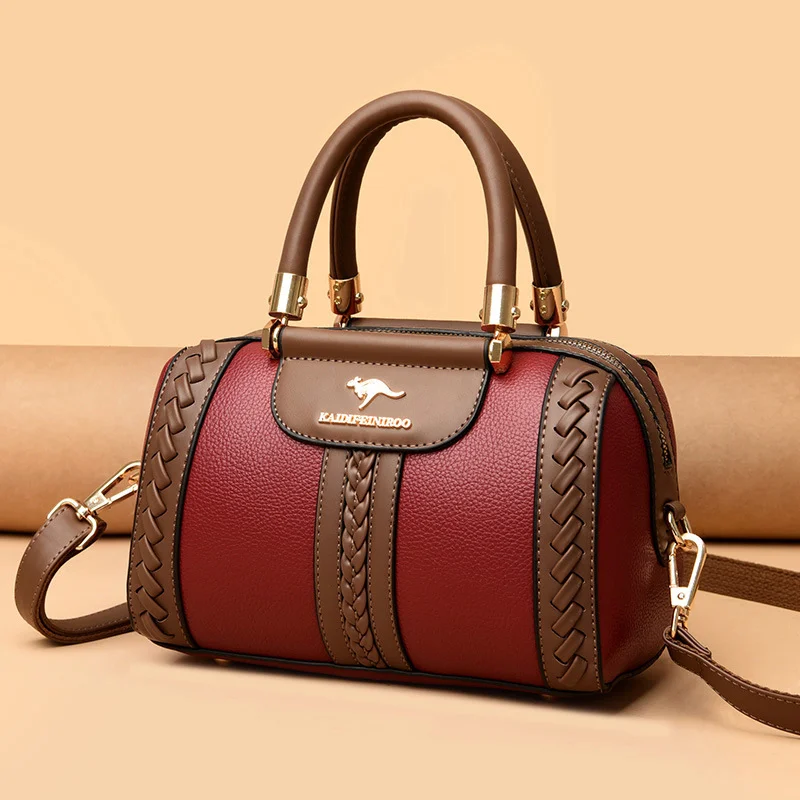 Borsa da donna multistrato di  - Luxury Bags Trend 2025 recensione e prezzo
