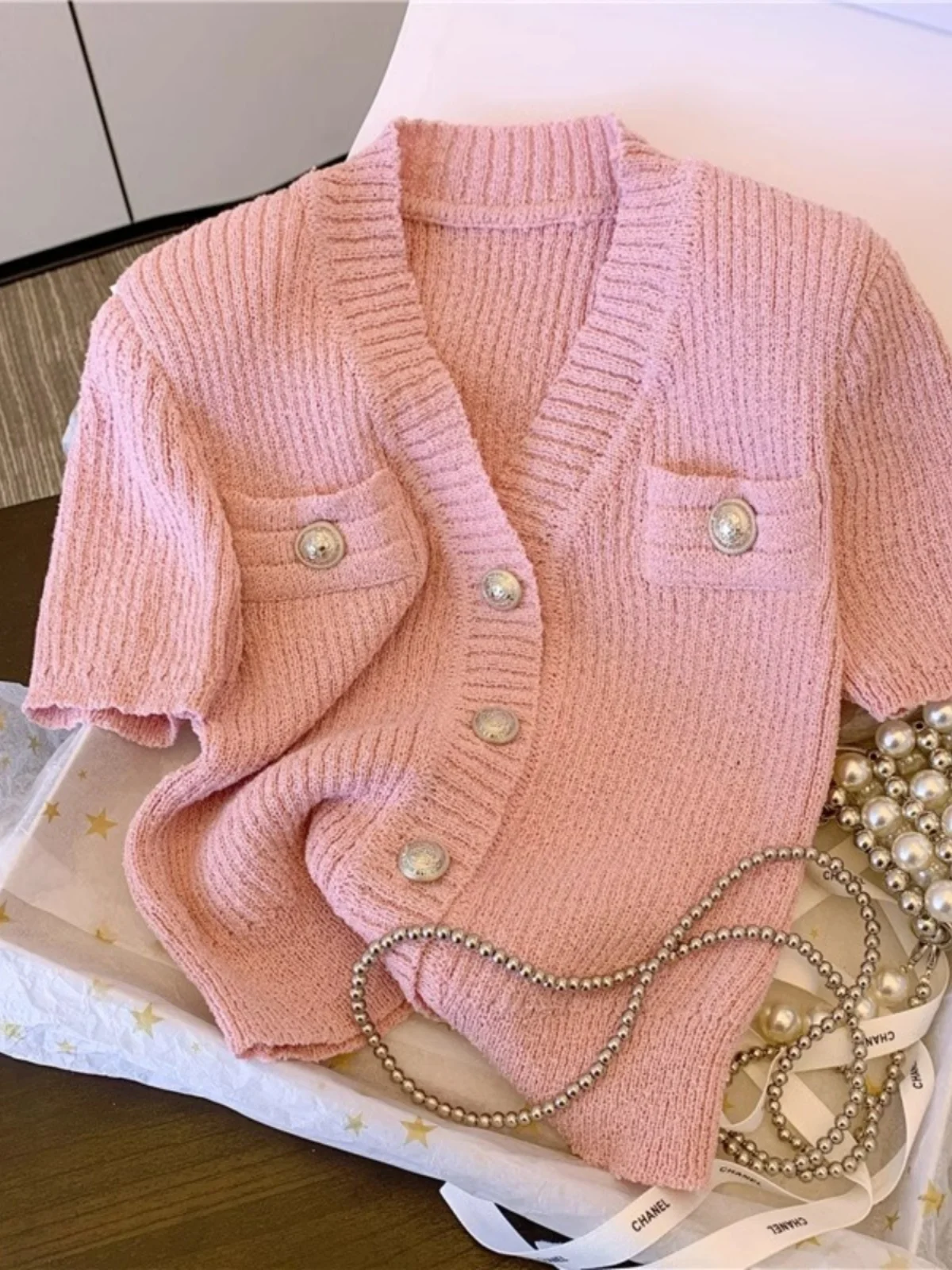 Cardigan maglione a maniche corte con bottoni eleganti T-shirt monopetto lavorata a maglia primavera estate da donna Top slim fit con scollo a V sexy