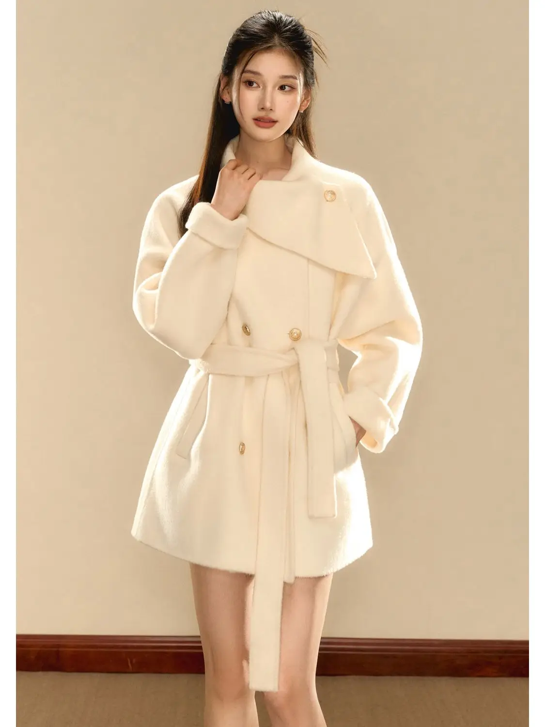 Designed Slanted-neck Woolen Coat for Women 2024 New Winter Gold Buckle Straps Mid-length Temperament Coat