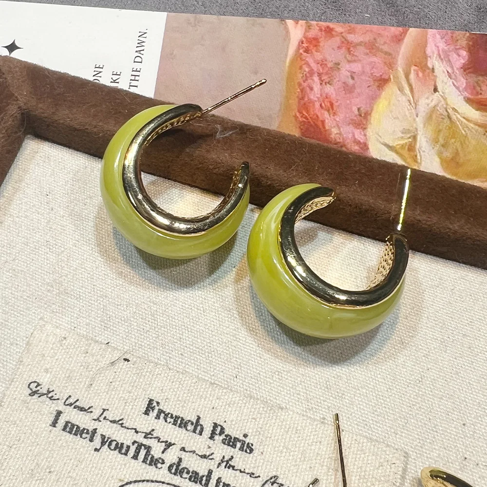 Plated real gold dopamine spring and summer new beanie stud earrings S925C type Klein on time retro ins ice through advanced