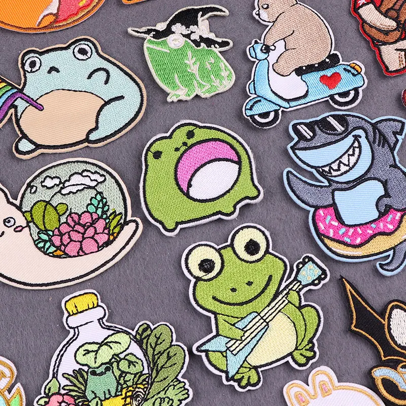 Funny Frog Embroidered Patches On Clothes Cartoon Stripes Iron On Patches For Clothing DIY Cute Things Badges On Backpack Decor