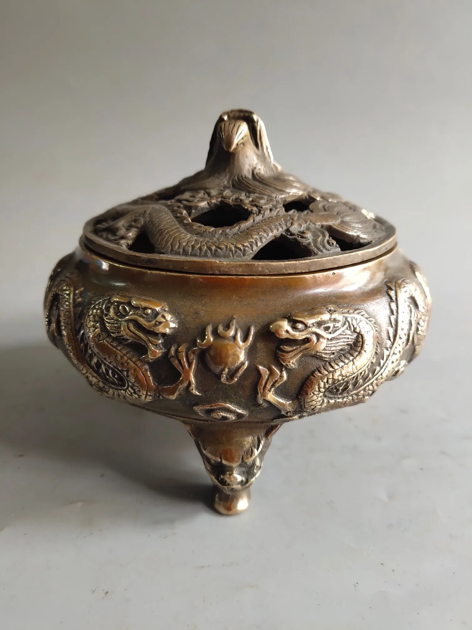 All-Copper Double Dragon Incense Burner With Exquisite Craftsmanship