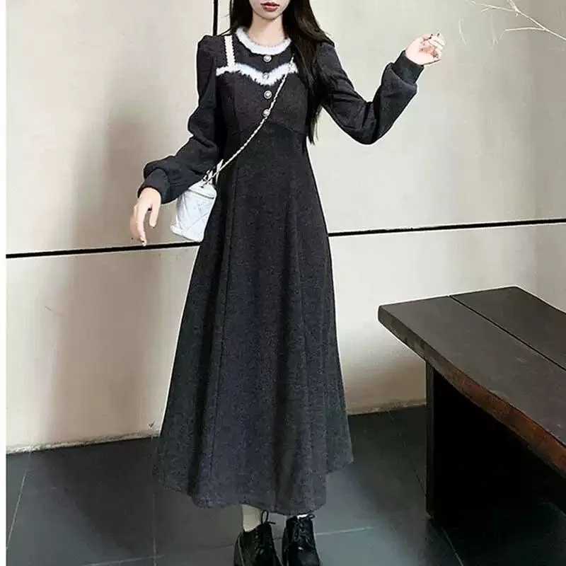 여성용 가을 겨울 신상 고급 이너웨어 슬림한 라인을 연출하는 A라인 중간 길이 긴팔 드레스