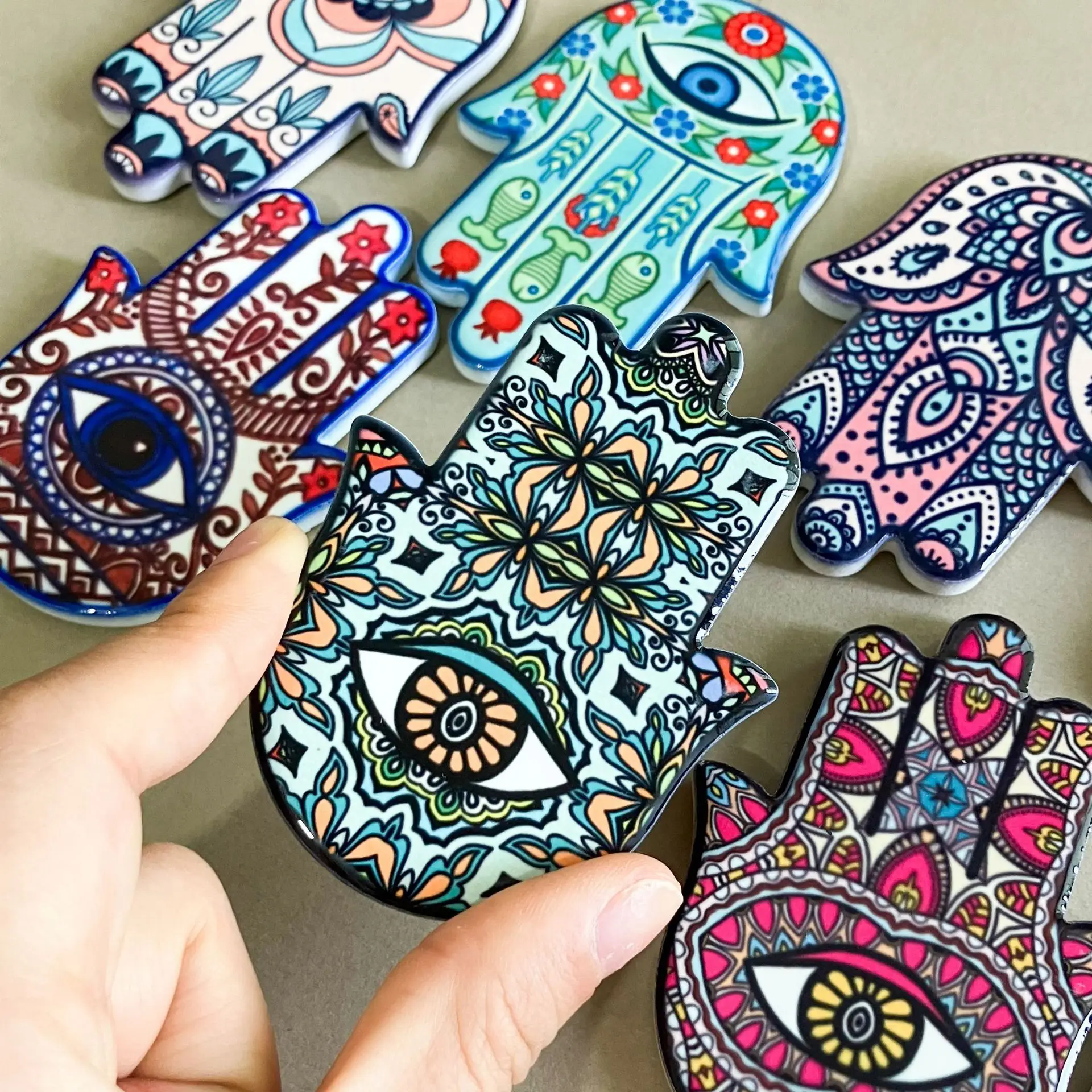 4pcs/set Hamsa Hand of Fatima Refrigerator Magnetic Stickers Palm-shaped ceramics Fridge Magnet for Dinner Party Tool Home Decor
