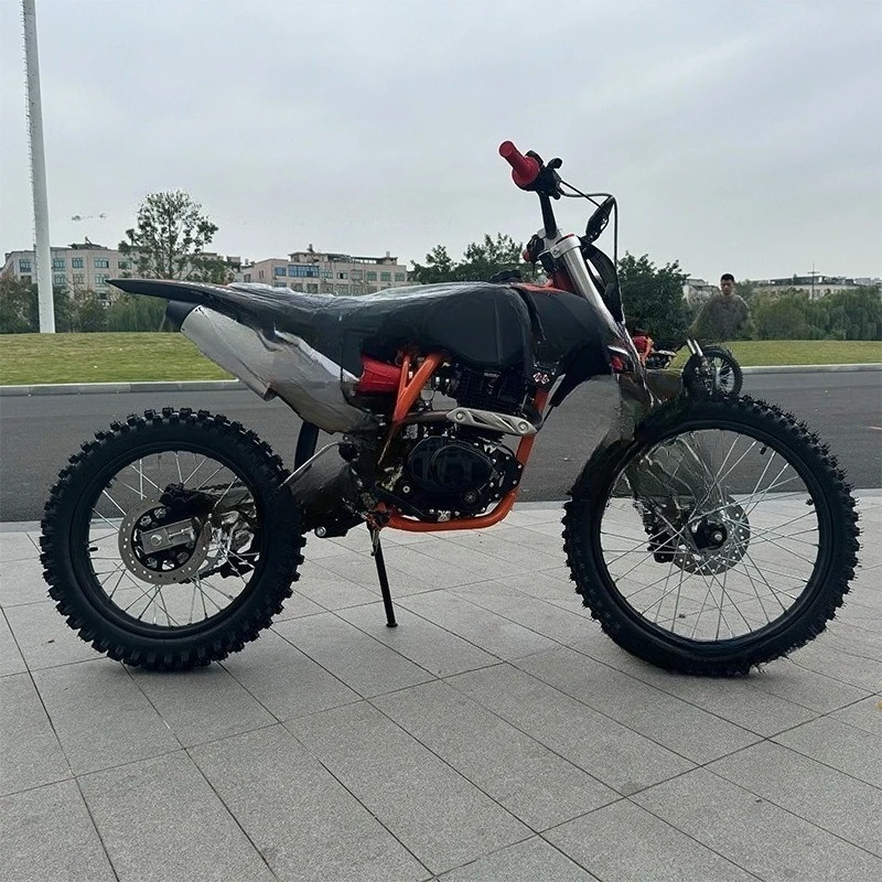 

off-road vehicle,forest road off-road vehicle, mountain off-road motorcycle