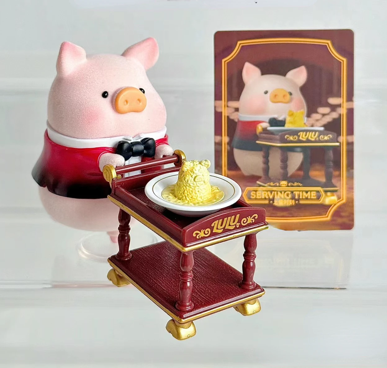 LULU The Piggy Pigchelin Restaurant Figure Toy Cute Pink Pig Chef Delicious Food Ornament Art Toy Designer Collection Decoration