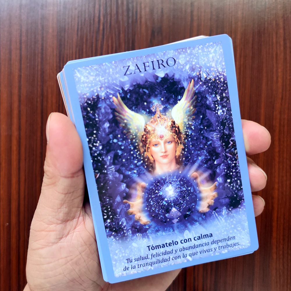 Crystals and Angels: Oracle Cards - Spanish Deck (12 x 8.7 cm) for Healing and Guidance, High-Quality Print