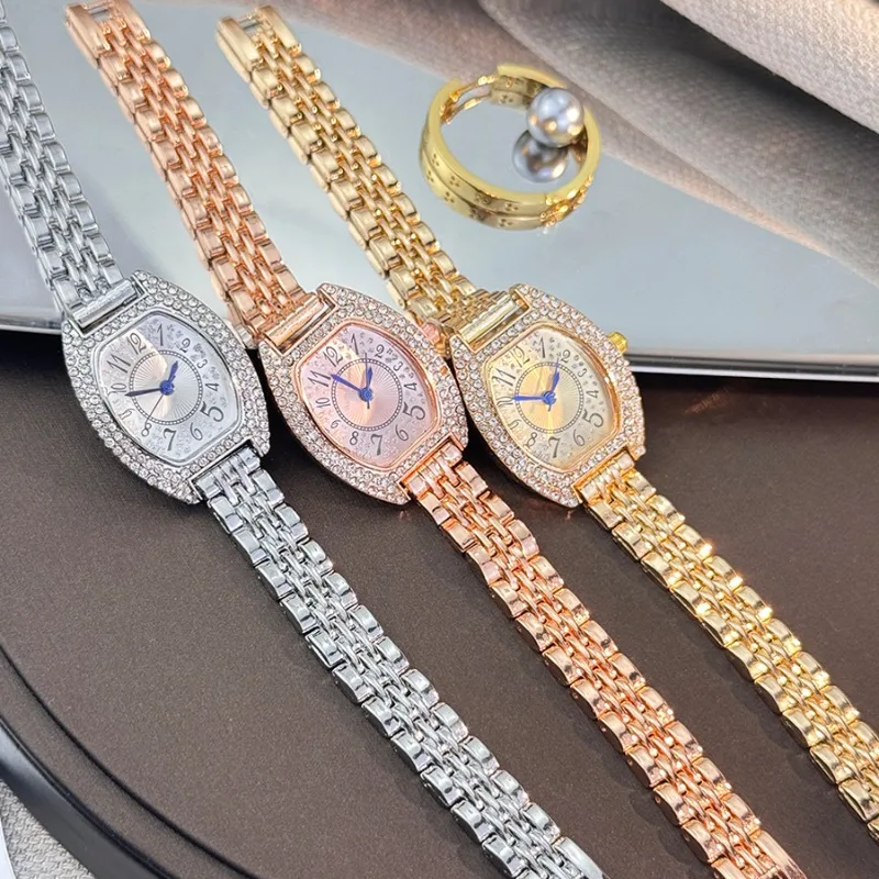 New Women's Gold Full Rhinestones Quartz Bracelet Watch Suitable for Daily Clothing Matching As A Gift for Friends Wife