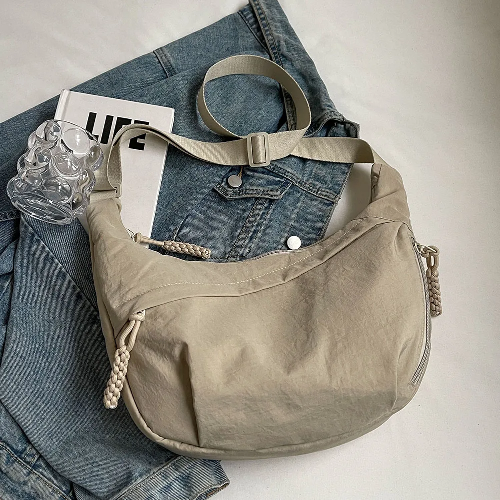 

Women Fashion Shoulder Bag Multi-pockets Crescent Crossbody Bag Large Capacity Half Moon Bag Adjustable Strap Simple Satchel Bag
