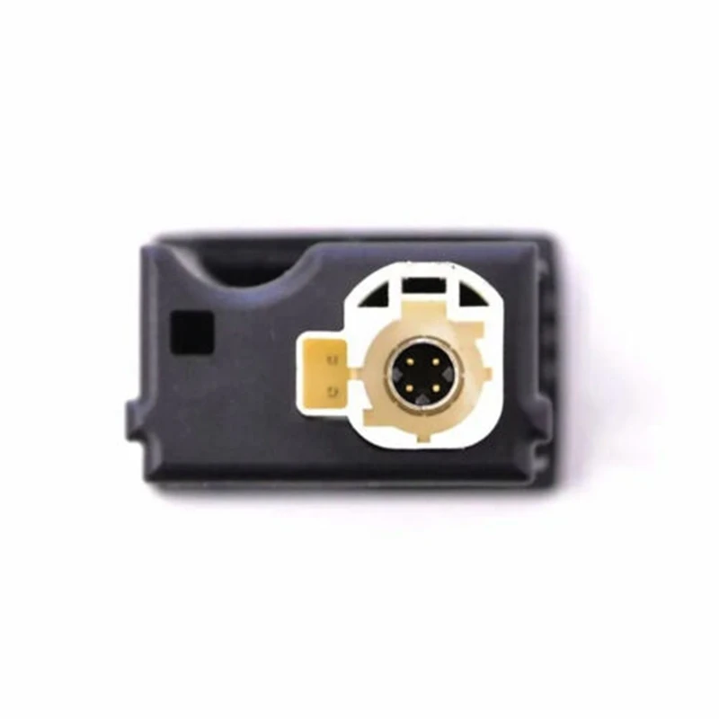 A2138203200 USB Port Connecting Unit For Mercedes Benz E CLS AMG GT Front Ashtray USB Interface 2138203200 Spare Parts