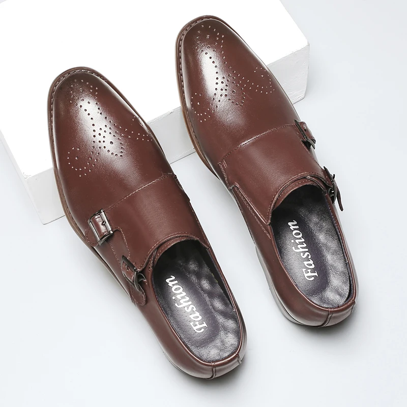 

High quality men carved business casual formal shoes breathable double breasted luxurious high-end feeling youthful fashionable