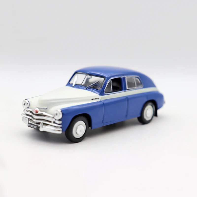 

Модель автомобиля в масштабе 1:43 советский газ M20B из сплава