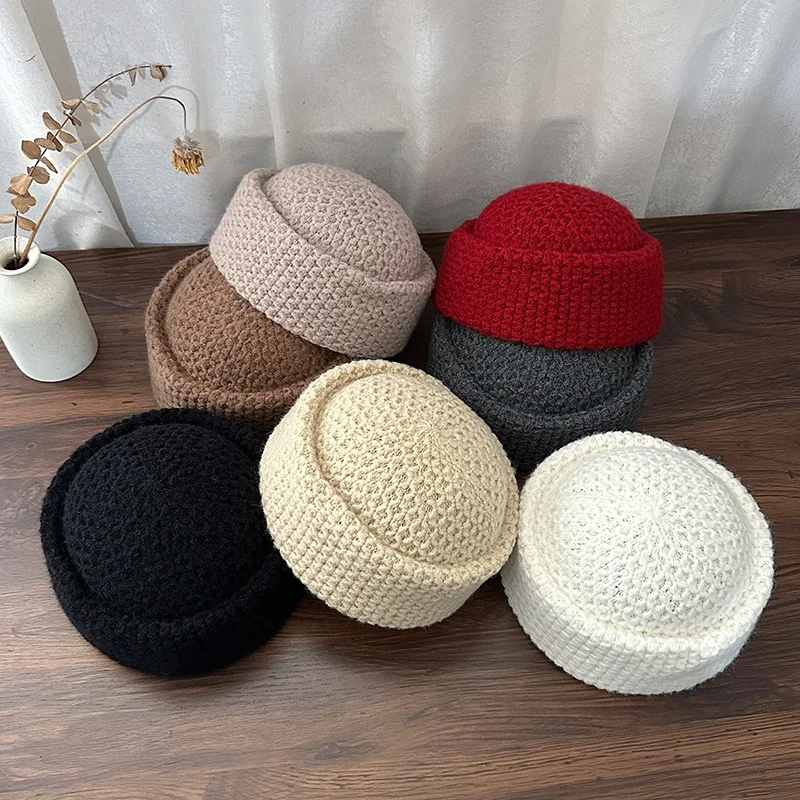 Flight Attendant-Style Knit Pillbox Hat—Fall/Winter New Arrival, Face-Slimming Beret, Commute-Friendly, Versatile