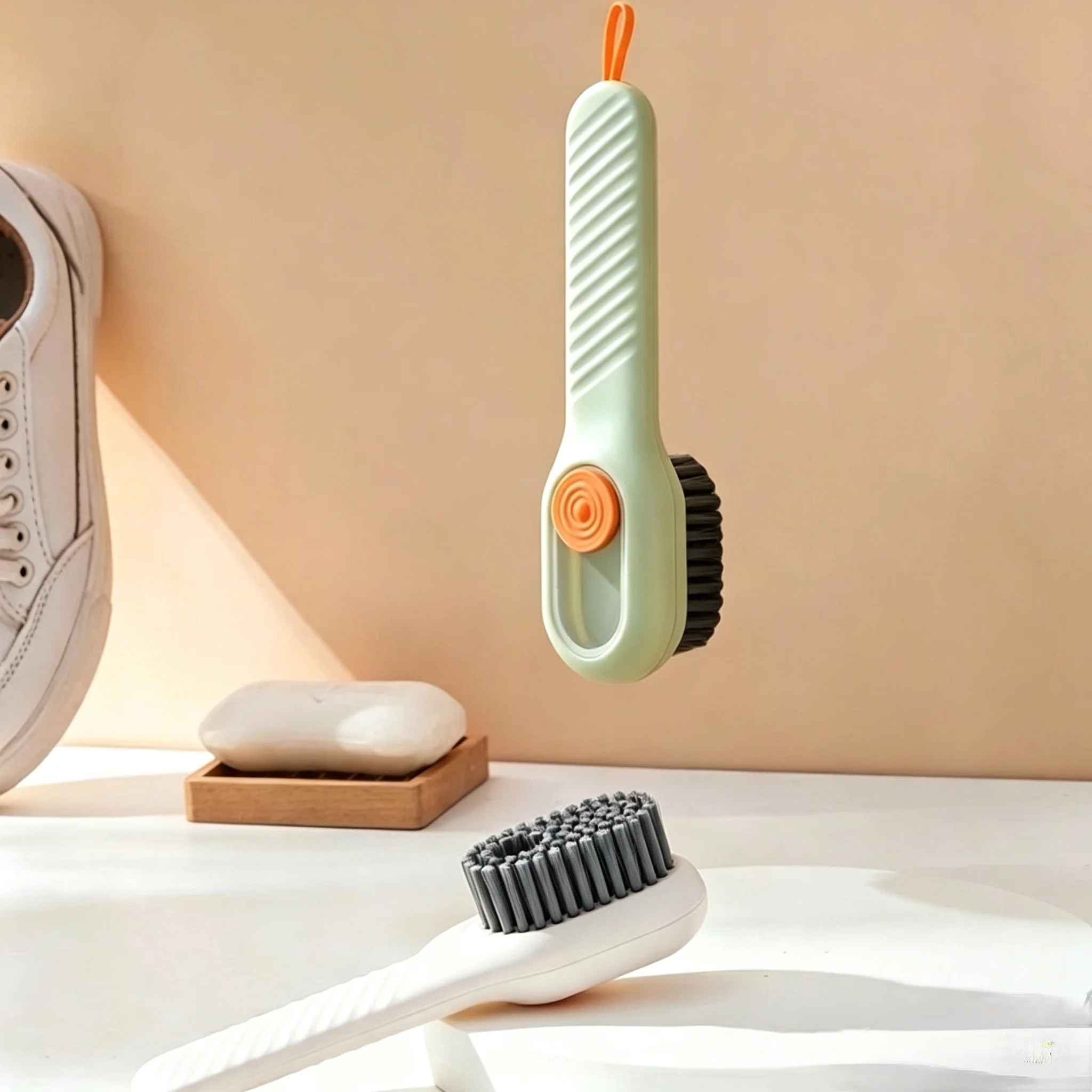 Multifunction Cleaning Shoe Brush Soft Automatic Liquid Shoe Brush Long Handle Liquid Clothes Brush Household Cleaning Tools