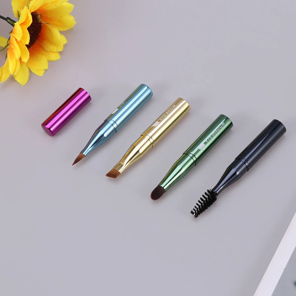 

4 Functional Makeup Brushes Set Bristles Premium Metal H Women Daily Use Perfect Gift Cosmetics Brush Charm Makeup