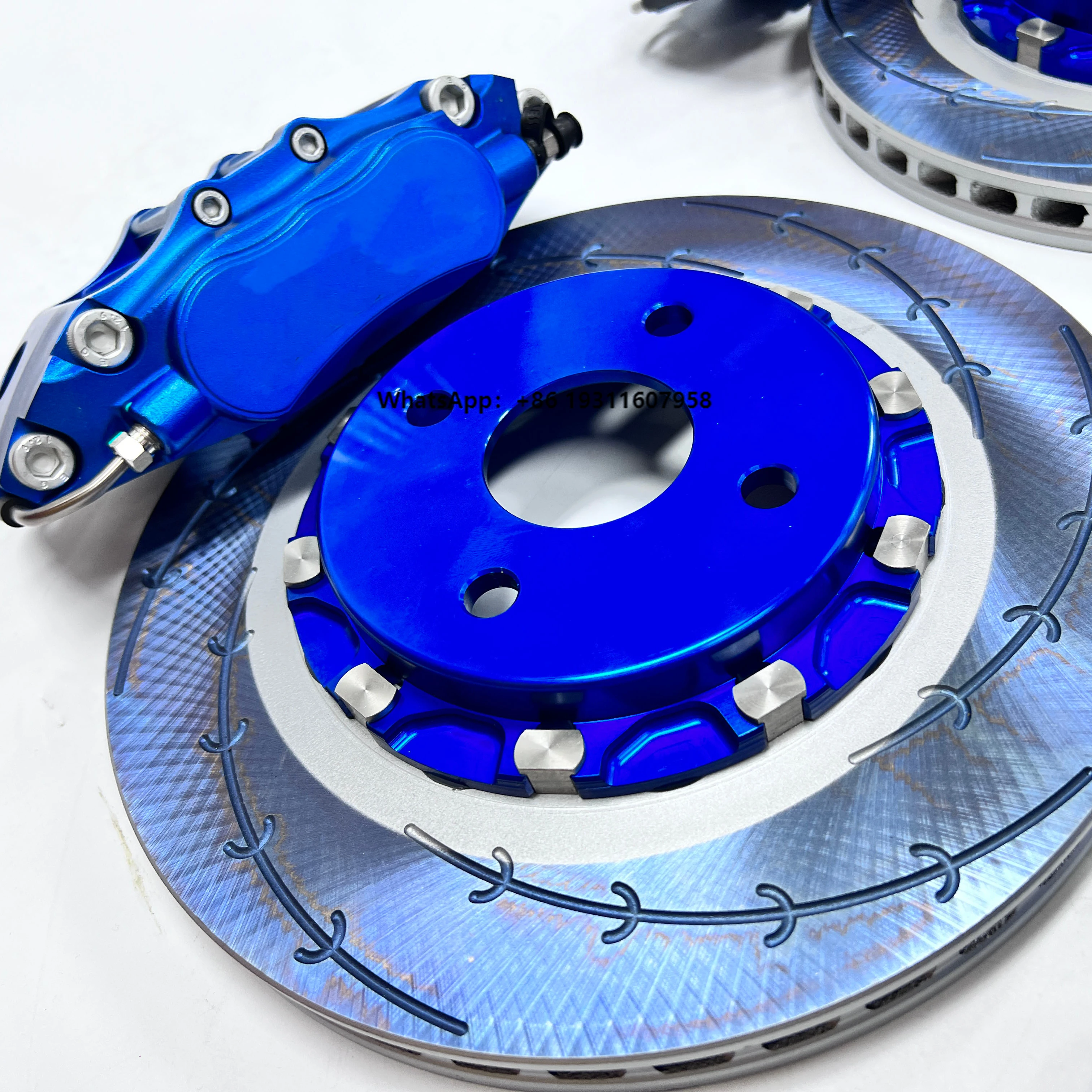 

High Performance Racing Brake Kit for Featuring Aluminium Caliper Rotor Pads & Front Brake System Passat Model