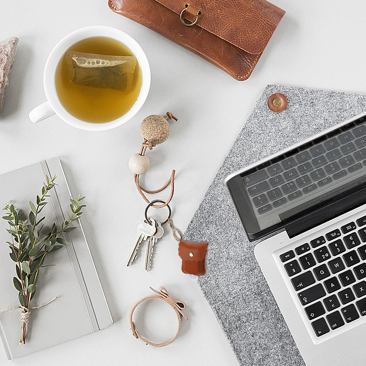 1pc Disinfectant Bottle Keychain Portable Holder For Travel Outdoor Use Bottle Cover Keychain Pendant