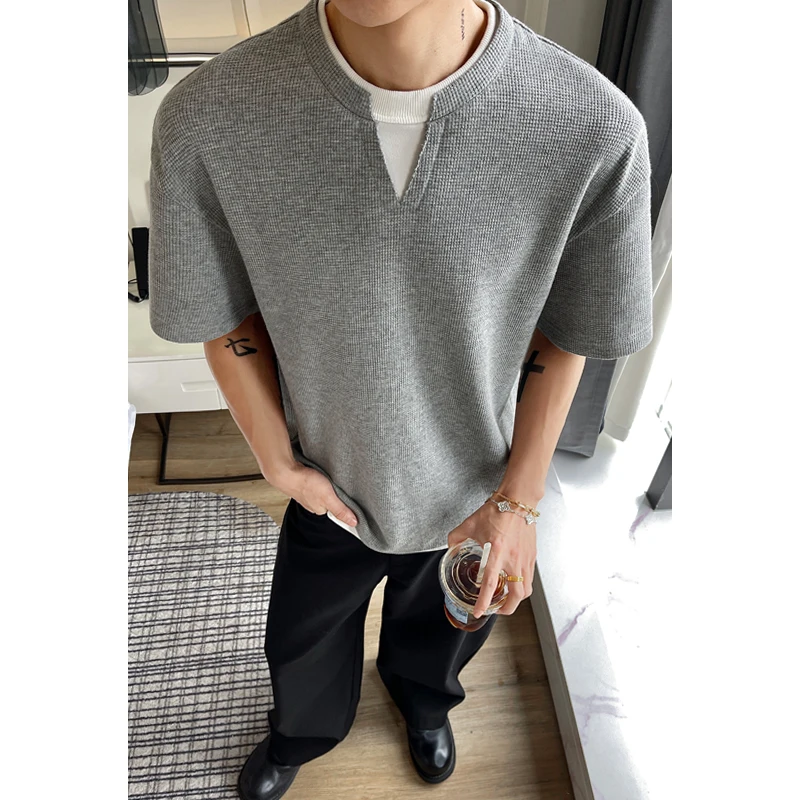 Men's Summer Y2K Streetwear T-Shirt American Style Loose Fit V Notch Short Sleeve Casual Fashion Popular Young Outdoor Top