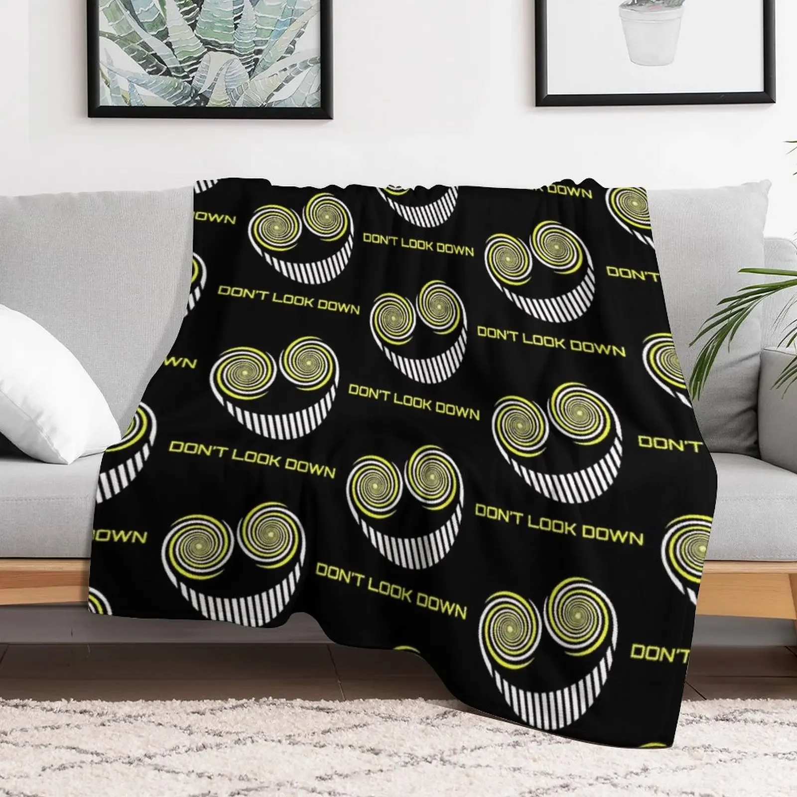 Alton Towers Throw Blanket Lightweight Cozy Blanket for Bed Sofa