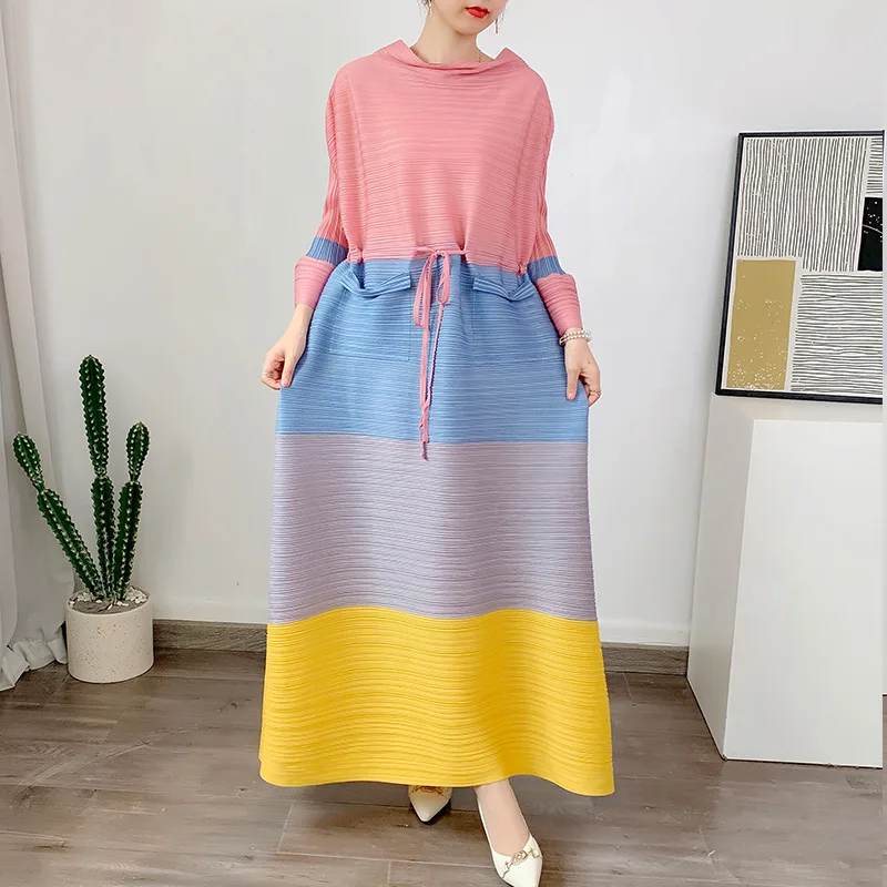 

YUDX Miyake Matching Color Pleated Long Skirt 2023 Spring Summer Color Contrast Loose Fashion Temperament Lace-up Womens Dress