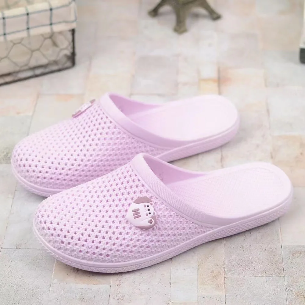 2024 Summer New Hole Sandals Flat Closed Toe Slippers Women\'s Soft Bottom Non-Slip Indoor and Outdoor Casual Bathroom Slippers