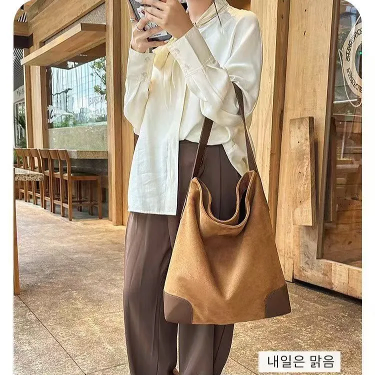 2025년 신상 빈티지 숄더백 여성용 대용량 언더암 토트백 캐주얼 출퇴근용 다용도 레트로 보헤미안 핸드백