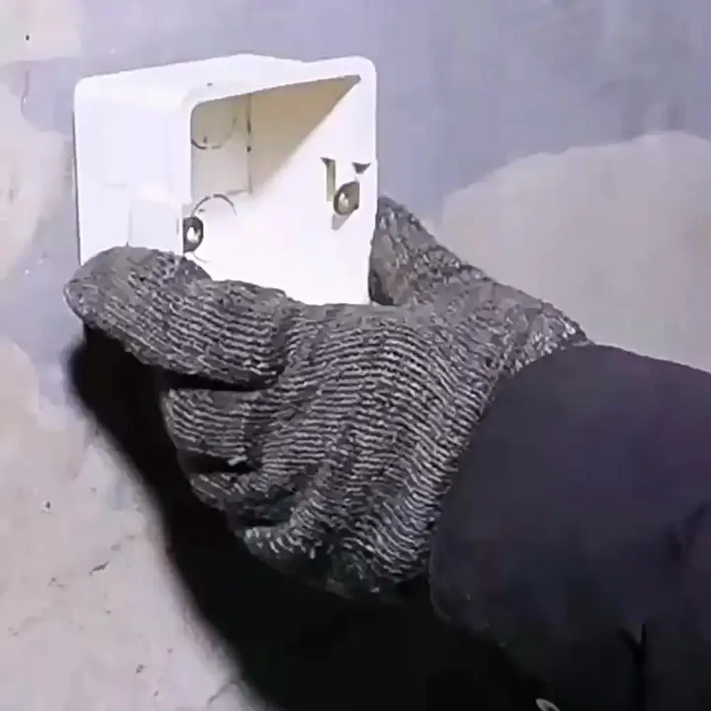 

Quick Cutting Square Hole Cutter Punch Square-handled 4 Pits Square Socket Puncher Slotting Round-handle 2 Pits and 2 Grooves