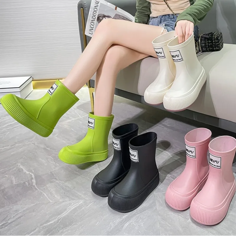 Trend Mid Tube Rainboots Comfortable Fashion Women\'s Waterproof Non-slip Light Soft Wear-resistant Thick Sole Solid Rain Shoes