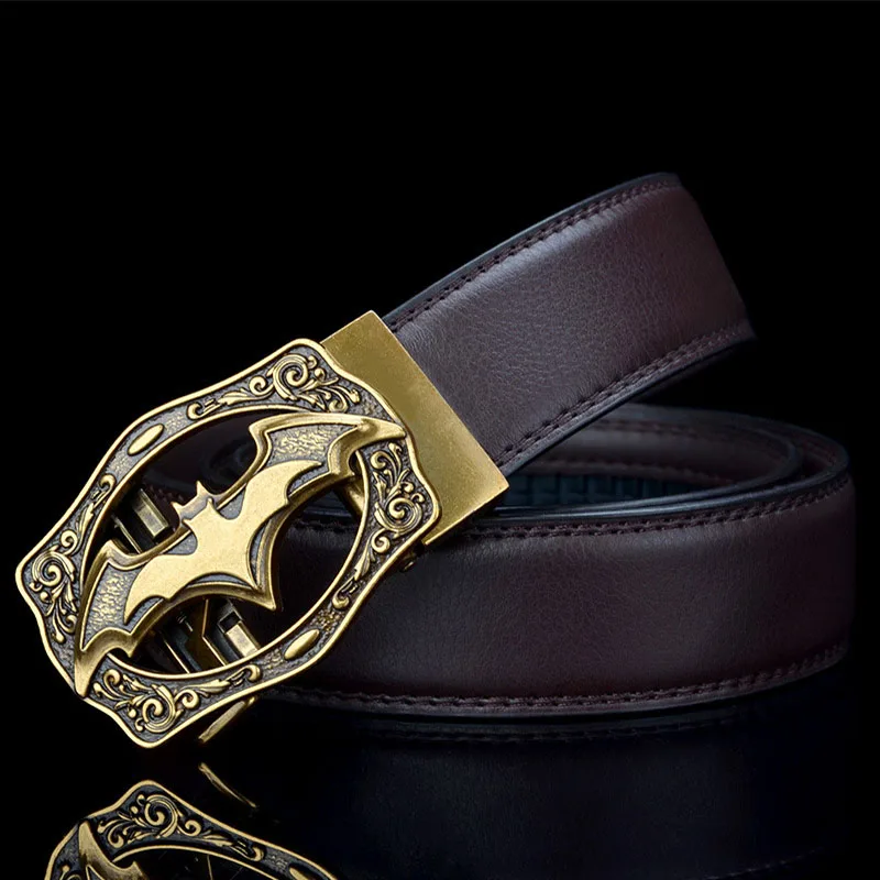 حزام بإبزيم الخفافيش الكلاسيكي لعام 2025 للرجال - سقاطة تلقائية بدون فتحة - جلد طبيعي قابل للتعديل 100-170 سم للجينز/البدلات