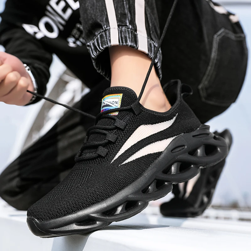 

Sneakers Men Summer New Mesh Breathable Thick Bottom Lightweight Fashion Trendy Shoes Men's Casual Running Shoes Large Size