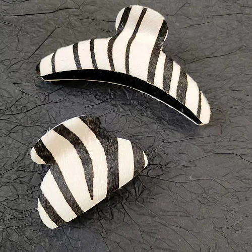 presilha-de-cabelo-de-couro-genuino-com-design-simples-e-padrao-zebra-para-coques-e-acessorios-de-cabelo