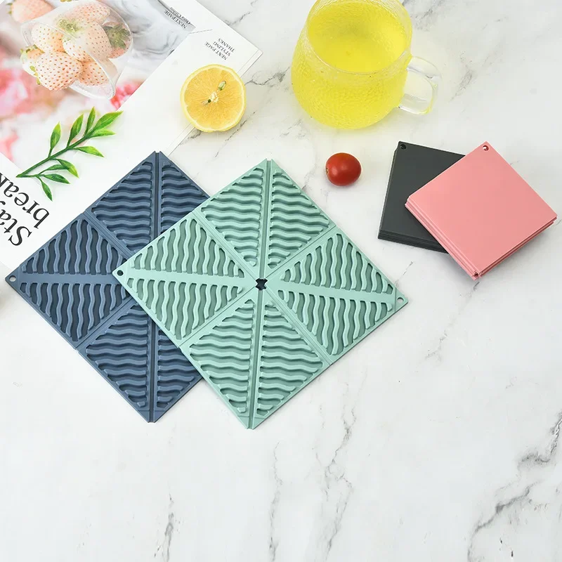 

Folding Placemats Silicone Portable Coasters High-Temperature Waterproof Pot Bowl Mat Anti-slip Pad Kitchen Items Accessories