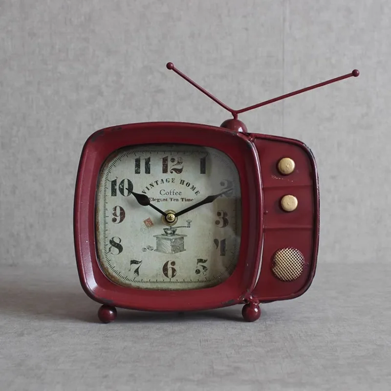 

Vintage Iron Television Moulding Table Clocks Creative Living Room Desktop Ornament Desk Clocks Luxury Home Decor Accessories