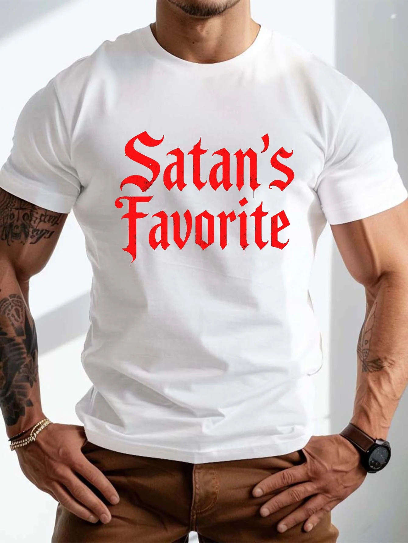

The devil's favorite bold red-patterned men's T-shirt, loose and fitted, suitable for summer casual wear, everyday T-shirt