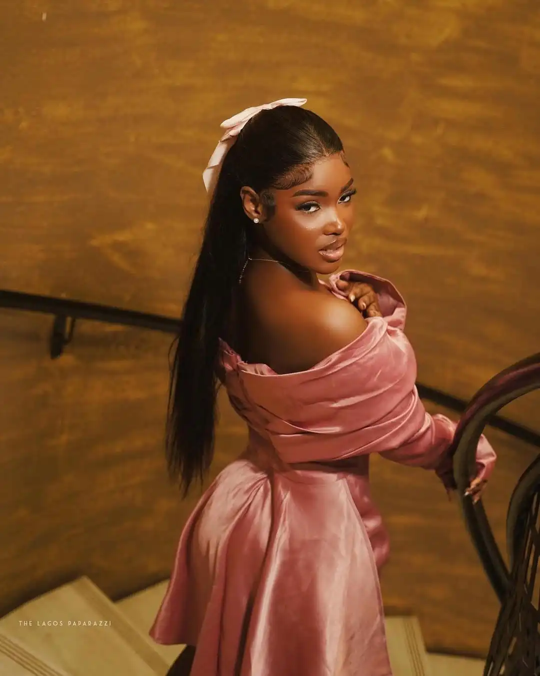 Trendy Off The Shoulder Long Sleeve Cocktail Party Gowns Aso Ebi Africa Girls Homecoming Dress Sweet Pink Satin Short Dresses