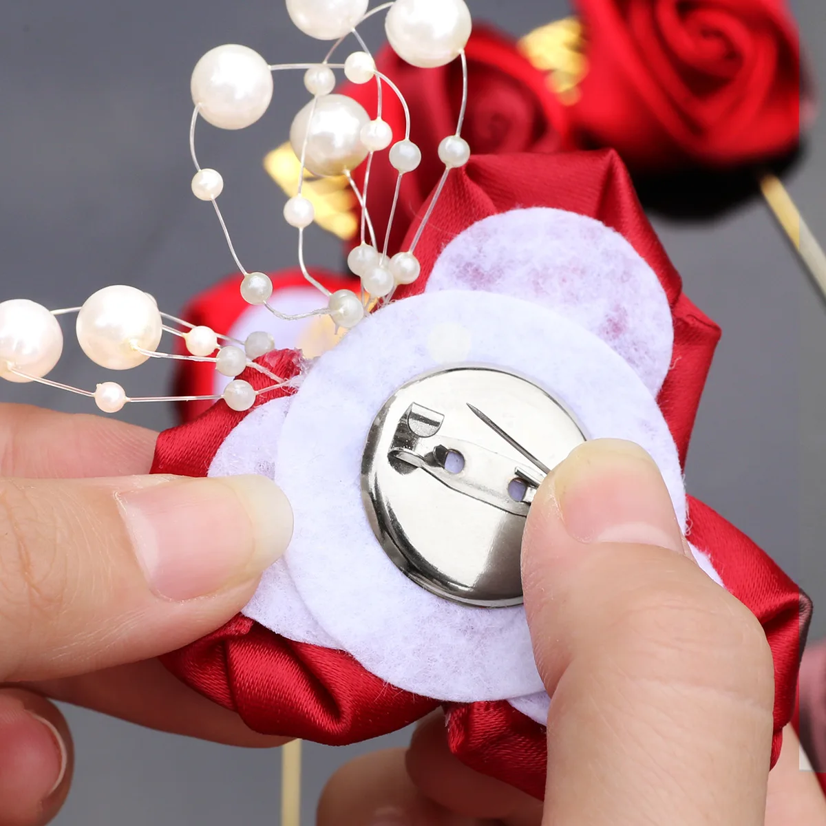 Fashionable and Generous Handmade Corsages Exquisite and Small Men's and Women's Brooches for Wedding Photo Props