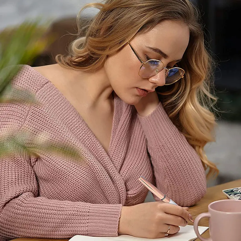 10 sztuk różowe złote pióro Bling diamentowe długopisy grzywny czarny tusz kryształowy długopis pierścień ślub biuro z metalowym aplikatorem kulkowym długopis na prezent