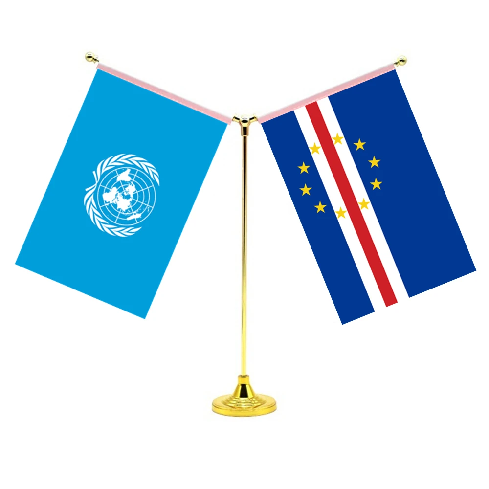 

14x21cm Mini Cape Verdean Flag Office Decoration With Two Flags Of The United Nations And Cape Verde