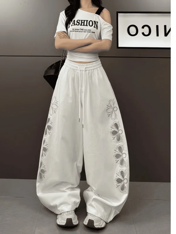 Embroidered Floral Hollow out Wide Leg Denim Jeans Women's Casual Straight Leg Floor Length Pants High Waist Summer Fashion