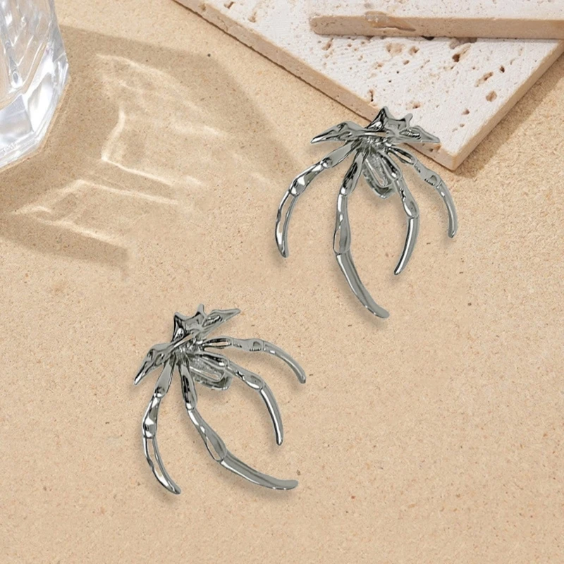 Elegant Designs Spiders Ear Crawlers with Sparkling Crystals Unique Gothics Fashion Accessory for Trendy Women LadiesL