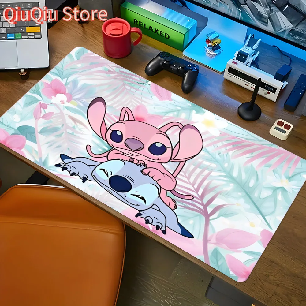 

1pc Stitch & Lilo Mouse Pad - Vibrant Floral Design, Multi-Functional Rubber Base, Ideal for Gaming & Office Decor, Perfect Holi